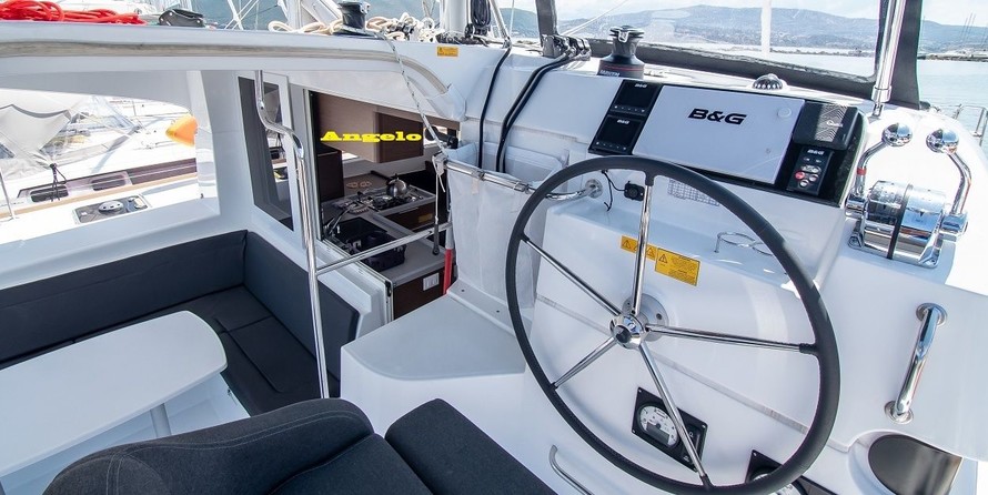 Lagoon 40