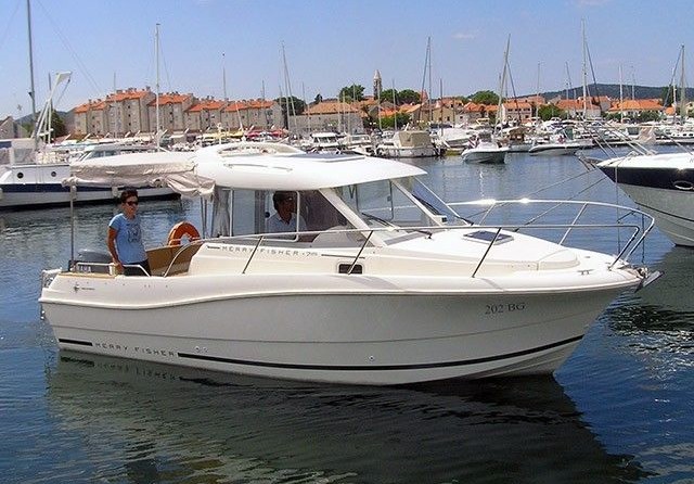 Jeanneau Merry Fisher 725