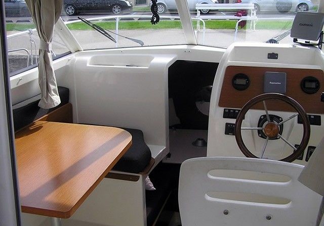 Jeanneau Merry Fisher 725