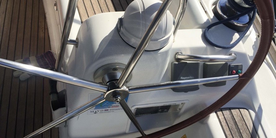 Beneteau Oceanis 43