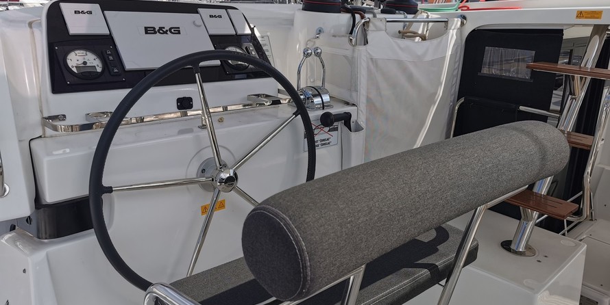 Lagoon 42