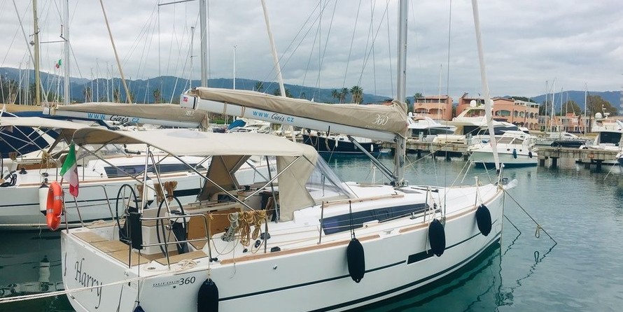 Dufour 360