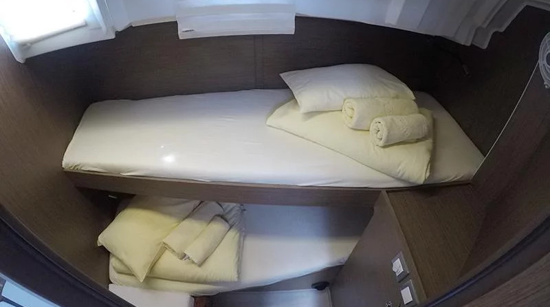 Beneteau Oceanis 46.1