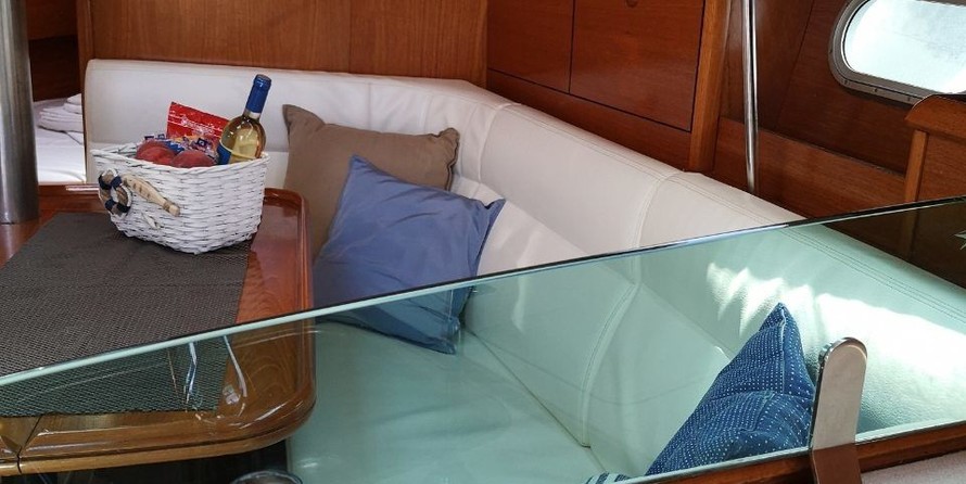 Jeanneau Sun Odyssey 35