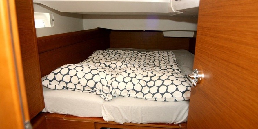 Jeanneau Sun Odyssey 419