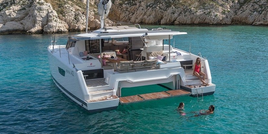 Fountaine Pajot Astréa 42