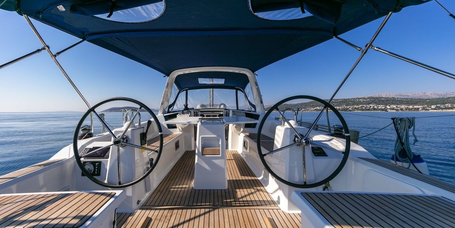 Beneteau Oceanis 38