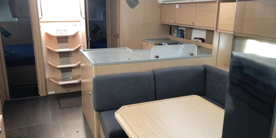 Bavaria C50 Style - 5 cab.