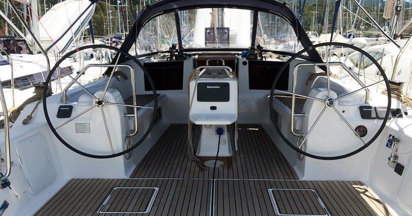Dufour 410