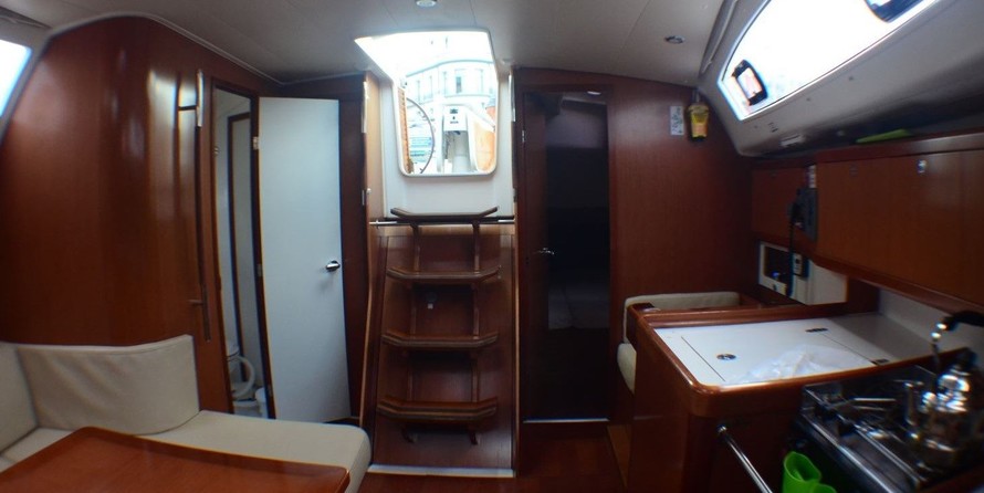 Beneteau Oceanis 40