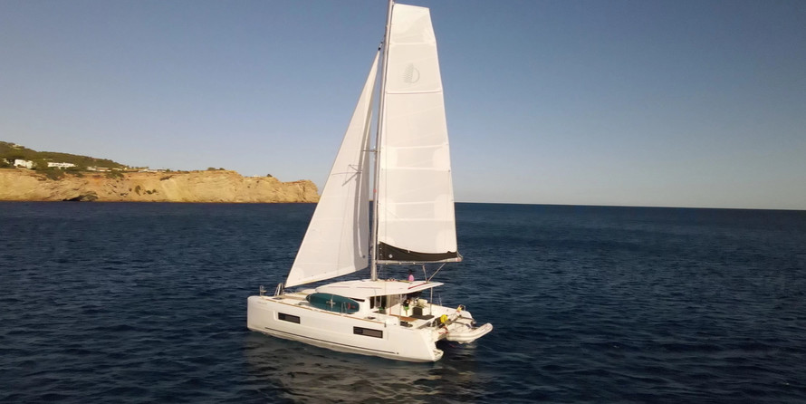 Lagoon 40