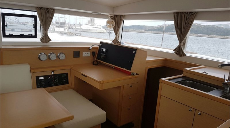 Lagoon 400 S2