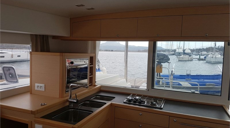 Lagoon 400 S2