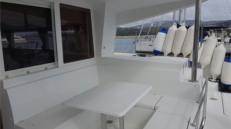 Lagoon 400 S2