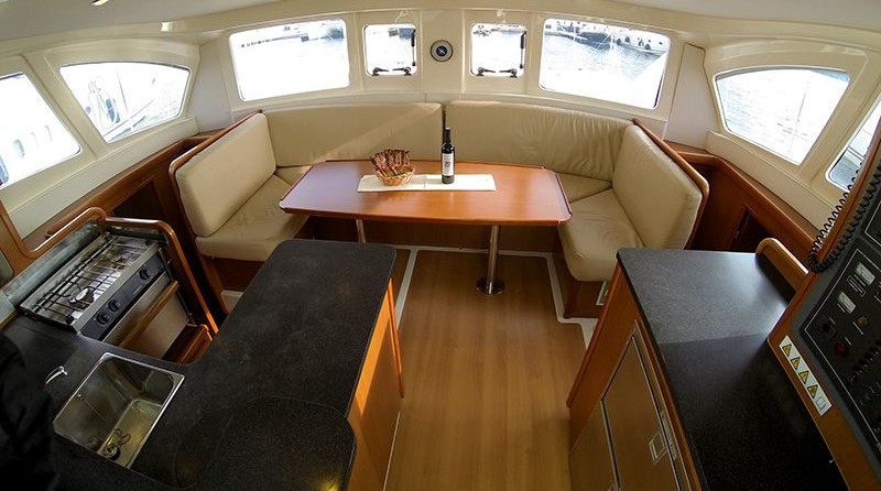 Leopard 38