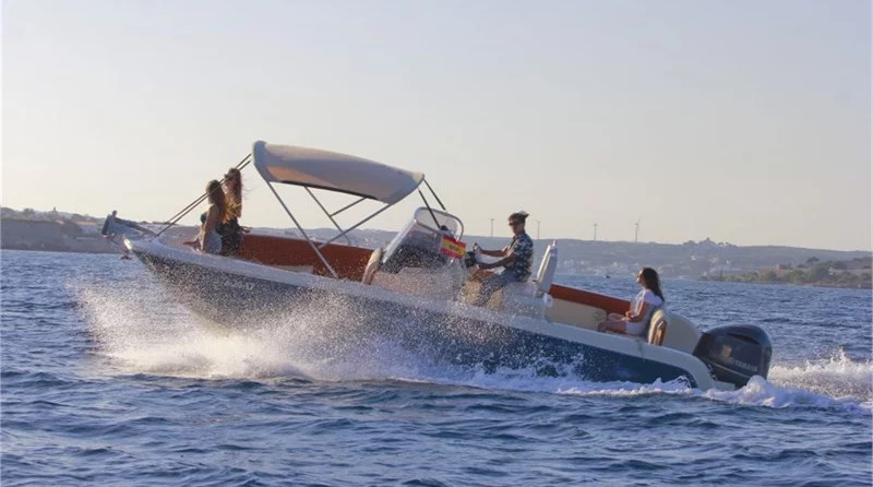 Invictus 240 FX