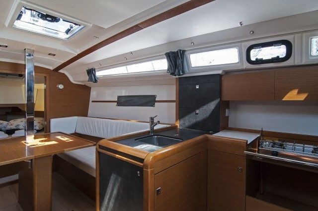 Jeanneau Sun Odyssey 349