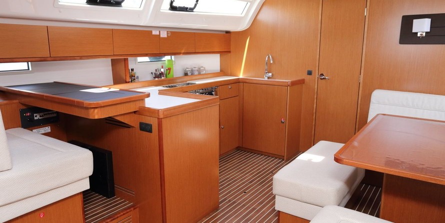 Bavaria Cruiser 51