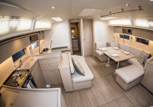 Beneteau Oceanis 51.1