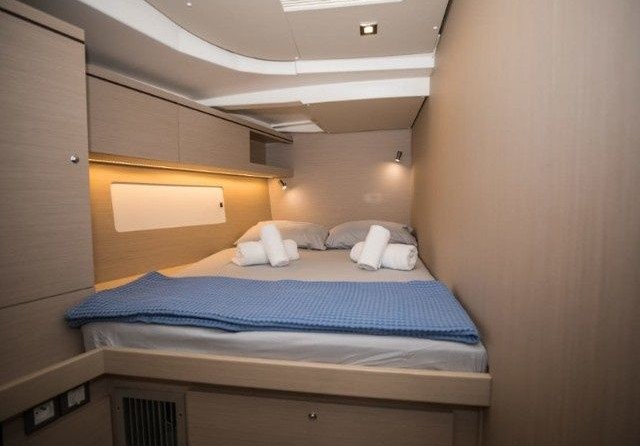 Beneteau Oceanis 51.1