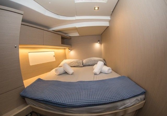 Beneteau Oceanis 51.1