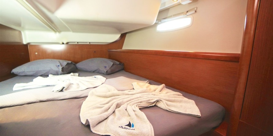 Beneteau Oceanis 40