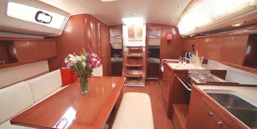 Beneteau Oceanis 40