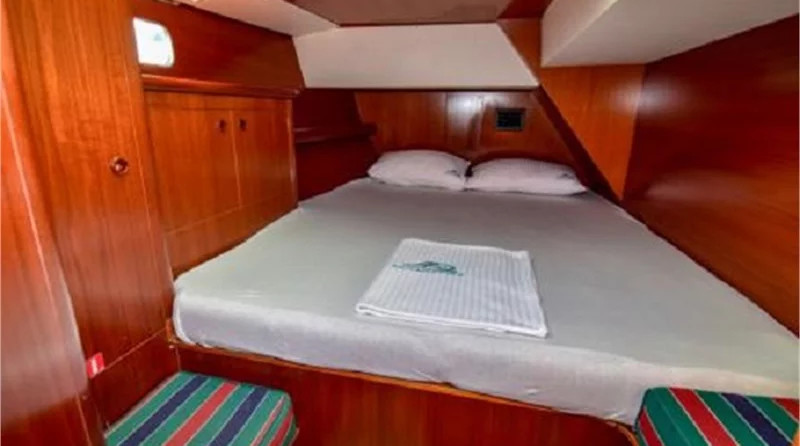 Beneteau 50 (5Cab)