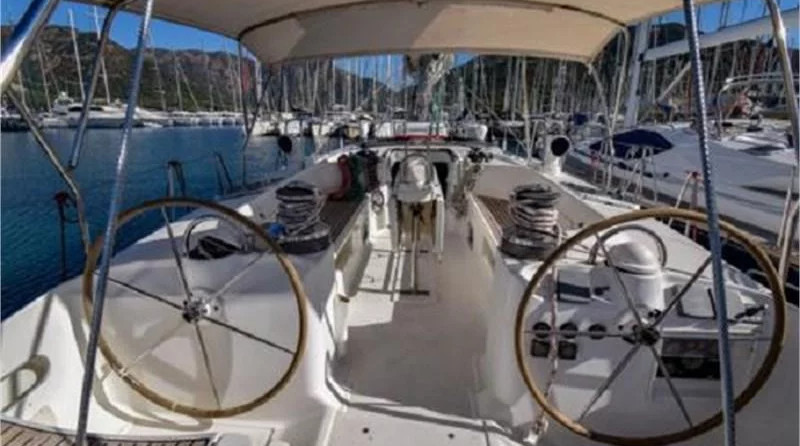 Beneteau 50 (5Cab)