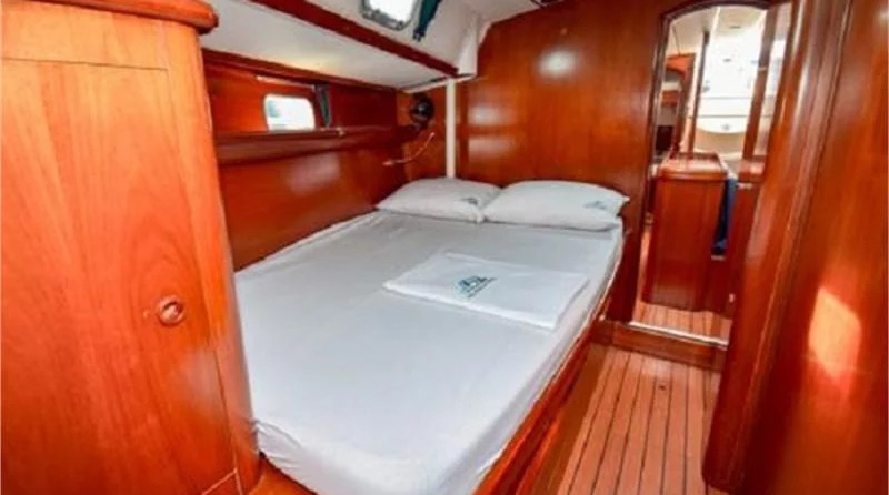 Beneteau 50 (5Cab)