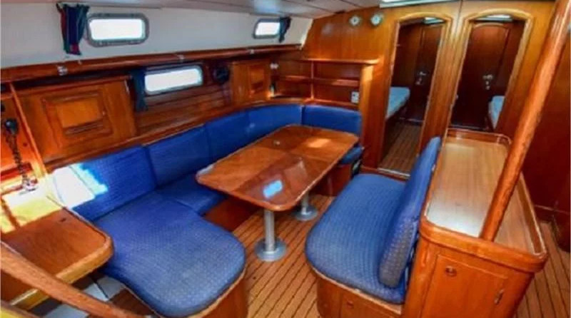 Beneteau 50 (5Cab)