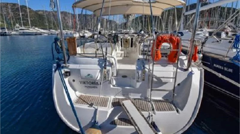 Beneteau 50 (5Cab)