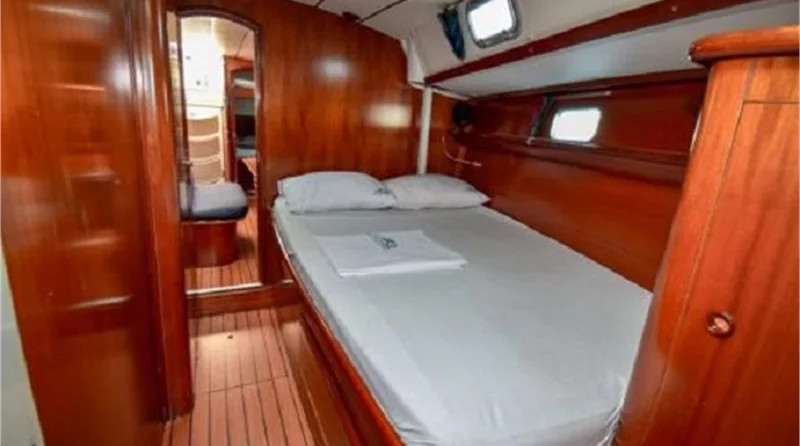 Beneteau 50 (5Cab)