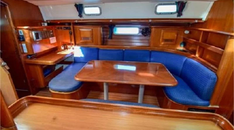 Beneteau 50 (5Cab)