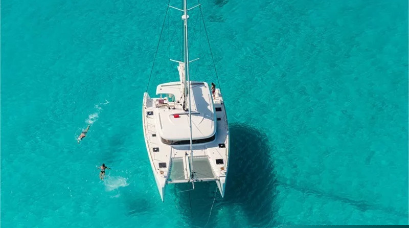 Lagoon 39