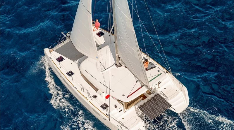 Lagoon 39