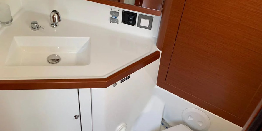 Beneteau Oceanis 46.1