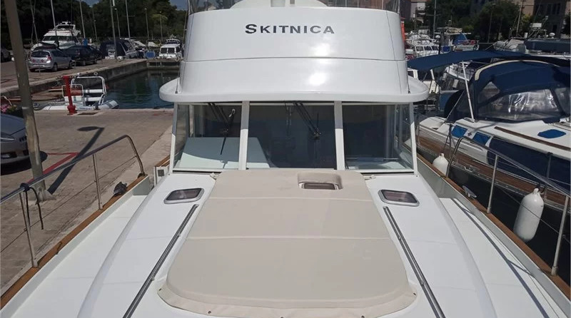 Beneteau Swift Trawler 42