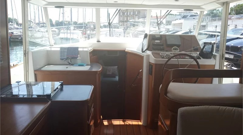 Beneteau Swift Trawler 42