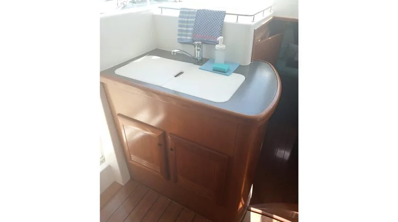 Beneteau Swift Trawler 42