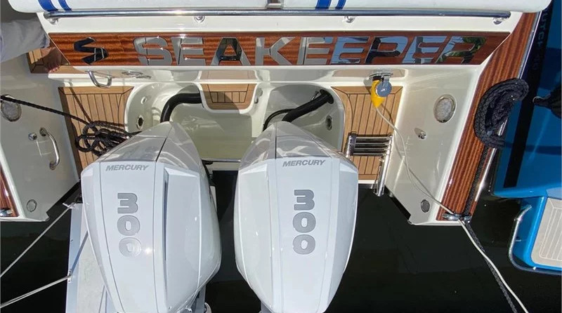 Kelt White Shark 285