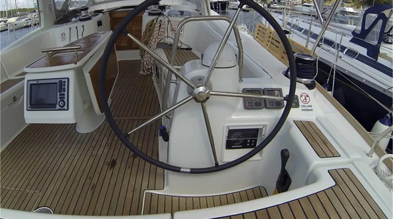 Beneteau Oceanis 50 Family