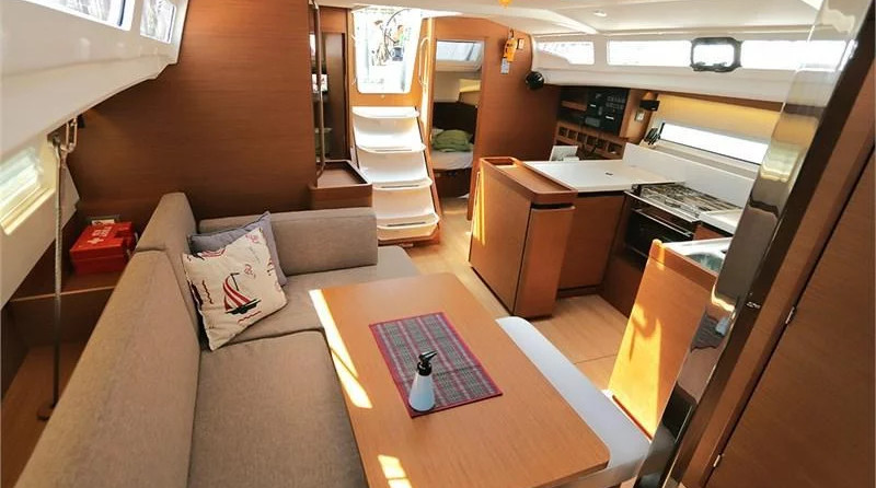 Jeanneau Sun Odyssey 440