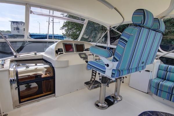 Mckinna 57 pilothouse