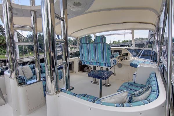 Mckinna 57 pilothouse