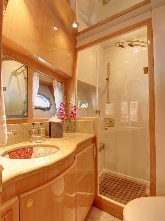 Mckinna 57 pilothouse