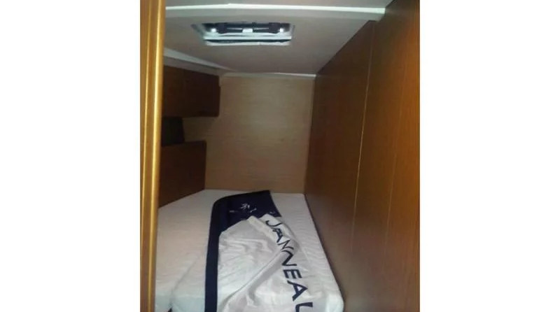 Jeanneau 53