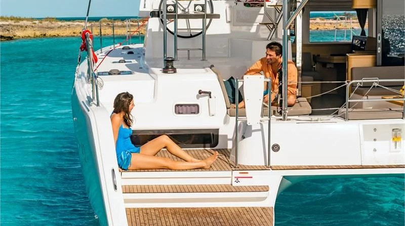 Lagoon 42
