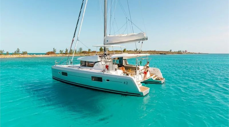 Lagoon 42