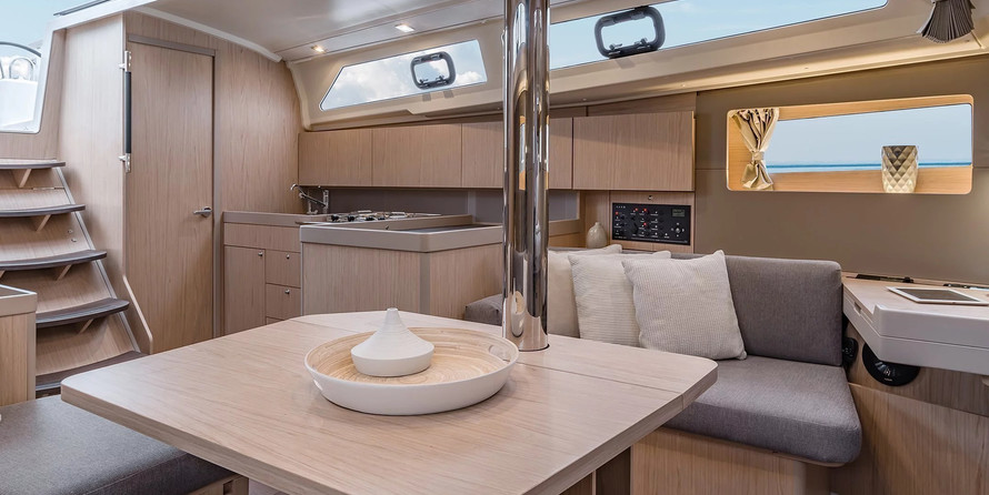 Oceanis 42